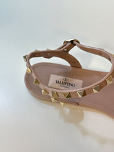 Valentino Shoes, Nude Rockstud Flat Sandals (size 38)