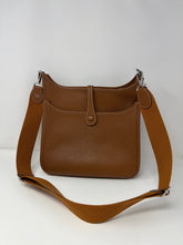 Hermès 2022 Evelyne III PM 29 in Gold Taurillon Clémence Leather