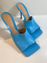 Bottega Veneta Shoes, Blue Leather Stretch Heeled Mules (size 41)