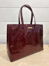 Louis Vuitton Bag, Rouge Fauvist Vernis Wilshire MM