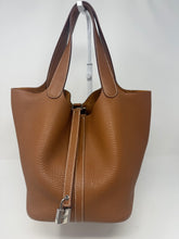 Hermès Bag, 2018 Taurillon Clemence Picotin Lock 22 MM