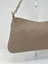 Gucci Bag, Beige GG Guccissima Leather Emblem Chain Shoulder Bag