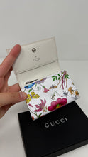 Gucci White Leather Flora-Motif Card Case