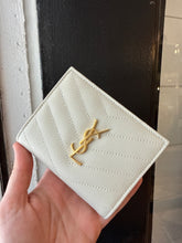 Saint Laurent Ivory Grain De Poudre Matelasse Chevron Monogram Zipped Card Case