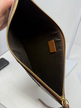 Gucci Bag, GG Supreme L'Aveugle Par Armour Pouch