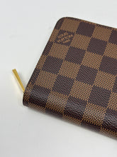 Louis Vuitton Damier Ebene Canvas Zippy Wallet