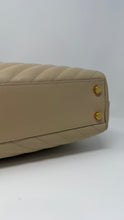 Saint Laurent Bag, Beige Grain De Poudre Matelasse Chevron Monogram Shopping Bag