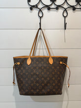 Louis Vuitton Bag, Monogram Canvas Neverfull MM