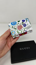 Gucci White Leather Flora-Motif Card Case