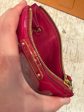 Louis Vuitton Monogram Pink Vernis Pochette Clés