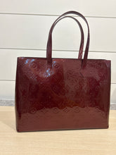 Louis Vuitton Bag, Rouge Fauvist Vernis Wilshire MM