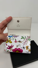 Gucci White Leather Flora-Motif Card Case
