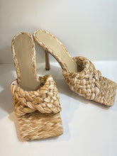 Bottega Veneta Shoes, Tan Raffia Stretch Heeled Mules (size 41)