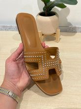 Hermès Shoes, Tan Leather Oran Sandals (size 40.5)