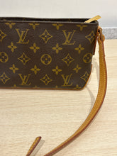 Louis Vuitton Bag, Monogram Canvas Trotteur Crossbody