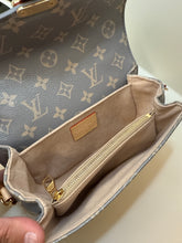 Louis Vuitton Bag, Monogram Canvas Pochette Métis East West Crossbody