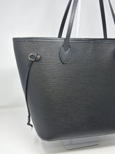 Louis Vuitton Bag, Black Epi Leather Neverfull MM