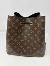 Louis Vuitton Bag, Monogram Canvas & Black Leather NéoNoé MM