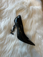 Saint Laurent Shoes, Black Patent Leather Opyum Pumps (size 38.5)