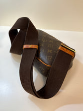 Louis Vuitton Bag, Monogram Canvas Pochette Gange Bag