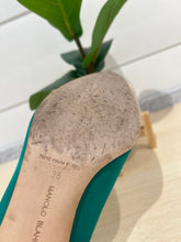 Manolo Blahnik Shoes, Green 50MM Hangisi Pumps (size 38)
