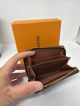 Louis Vuitton Monogram Canvas Zippy Coin Purse