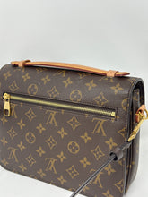 Louis Vuitton Bag, Monogram Canvas Métis Crossbody