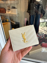Saint Laurent Ivory Grain De Poudre Matelasse Chevron Monogram Zipped Card Case