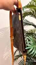 Louis Vuitton Bag, Monogram Canvas Trotteur Crossbody