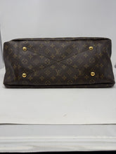 Louis Vuitton Bag, Monogram Canvas Artsy Bag