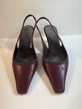 Brunello Cucinelli Shoes, Burgundy Leather Monili-Embellished Slingback Pumps (size 38)