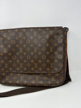 Louis Vuitton Bag, Monogram Canvas Beaubourg MM Messenger Bag