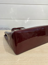 Louis Vuitton Bag, Rouge Fauvist Vernis Wilshire MM