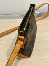 Louis Vuitton Bag, Monogram Canvas Trotteur Crossbody