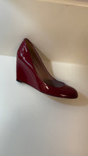 Gucci Shoes, Burgundy Patent Leather Wedges (size 40)