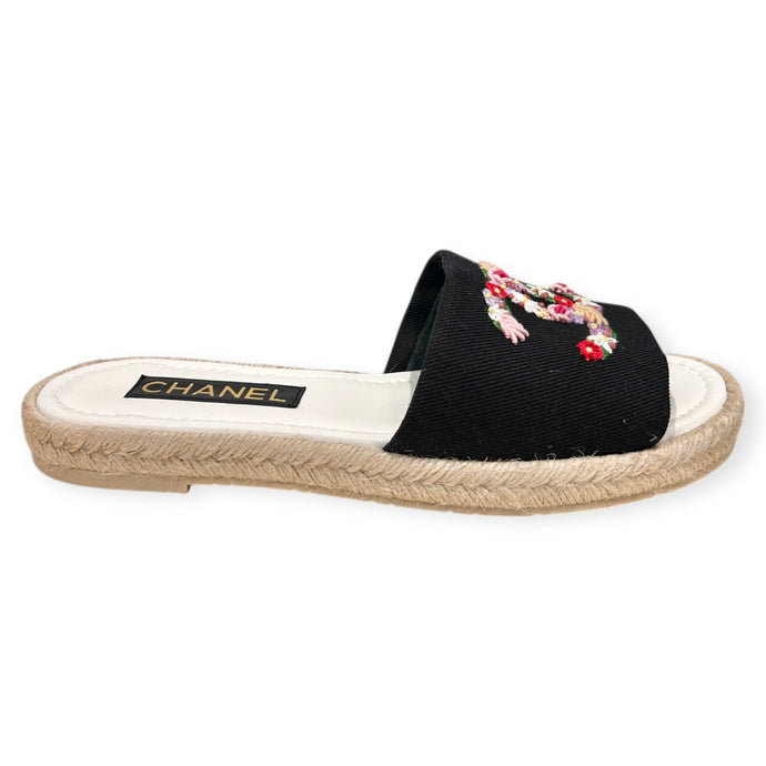 Chanel Shoes, Floral Embroidered CC Espadrilles Mules (Size 41)