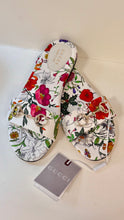 Gucci Shoes, White Floral Slide Sandals with Horsebit (size 40.5)