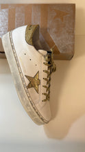 Golden Goose Shoes, White Hi-Star Sneakers (size 41)