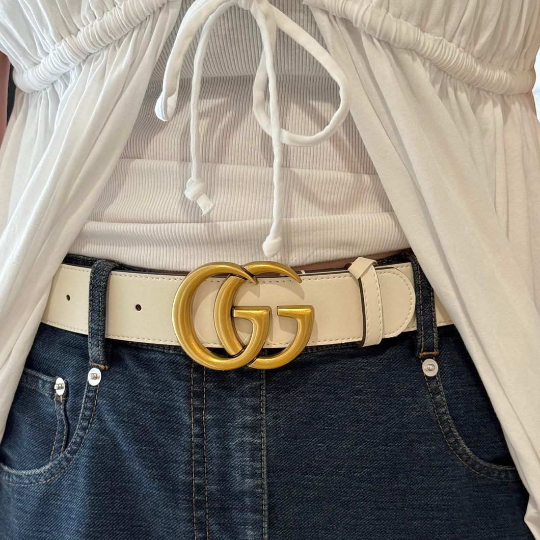 Gucci White Leather GG Belt (size 85)