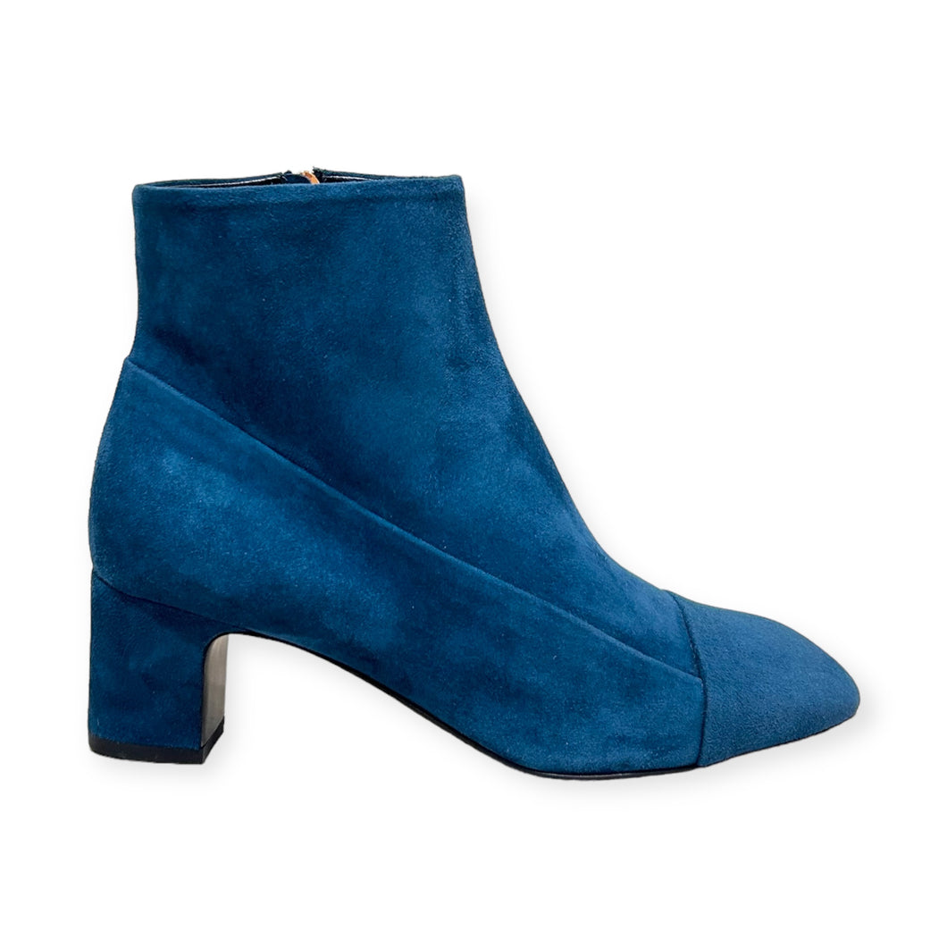 Hermès Shoes, Teal Suede Ankle Boots (size 37.5)