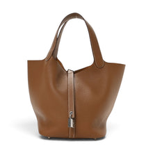 Hermès Bag, 2018 Taurillon Clemence Picotin Lock 22 MM