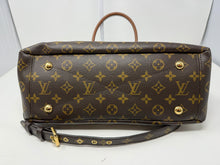 Louis Vuitton Bag, Monogram Canvas Pallas Tote