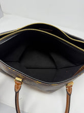 Louis Vuitton Bag, Monogram Canvas Pallas Tote