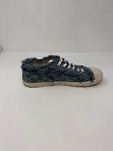 Gucci Shoes, Denim Laced Sneakers (size 6.5)