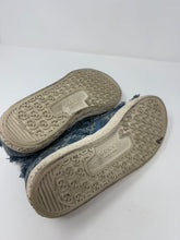 Gucci Shoes, Denim Laced Sneakers (size 6.5)
