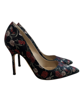 Manolo Blahnik Shoes, Floral Jacquard Silk Pumps (size 36)