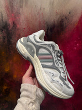 Gucci Shoes, White & Grey 2.0 Low-Top Sneakers (size 37.5)