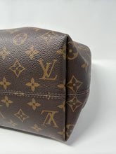Louis Vuitton Bag, Monogram Canvas Graceful MM