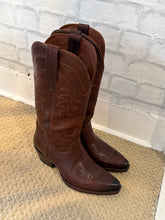 Tecovas The Annie Cowgirl Boots in Sequoia Brown Cowhide Leather (size 8.5)